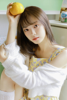 美女热舞直播超短裙